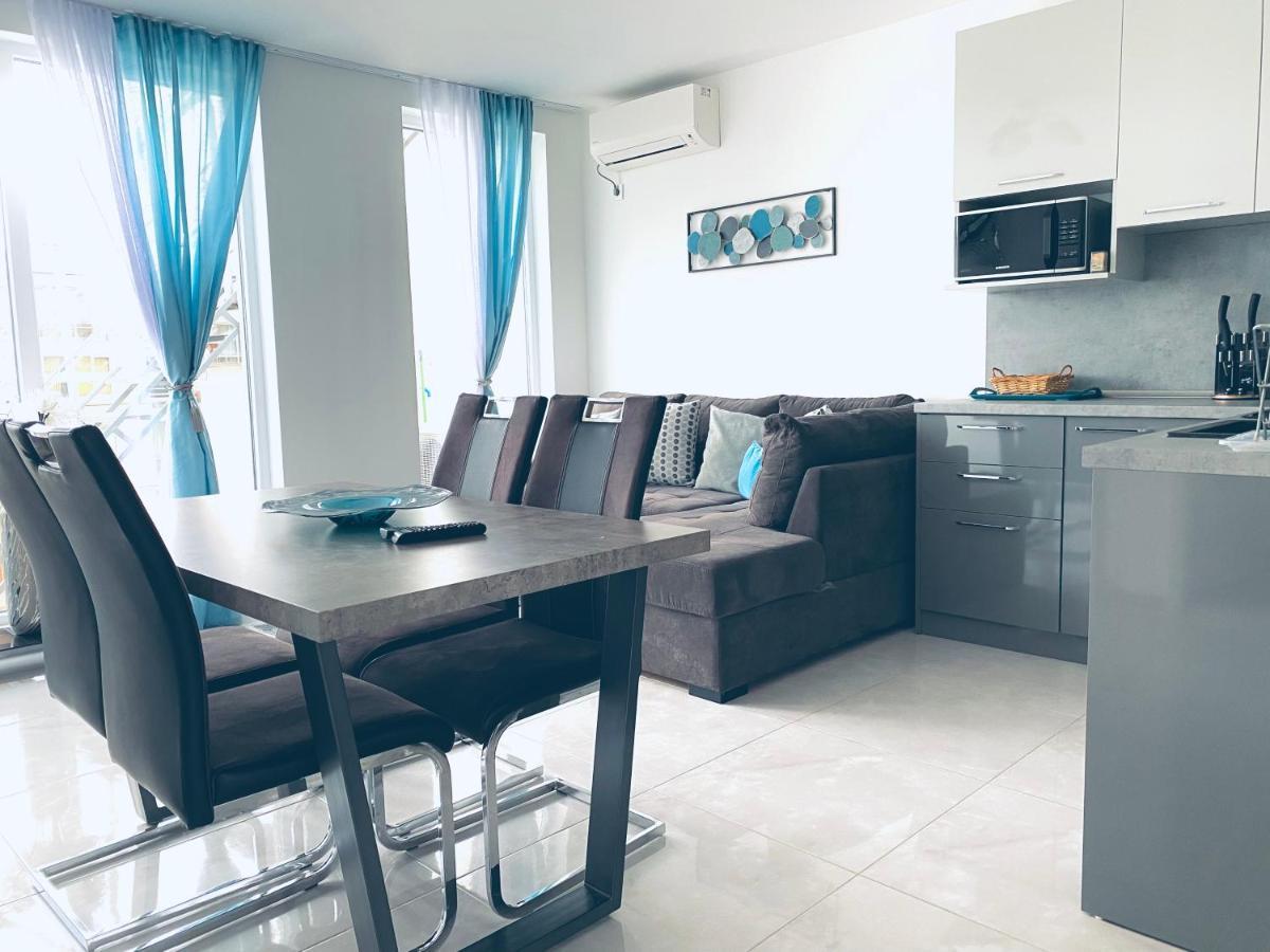 Apartments In Sunny Island Complex チェルノモレツ エクステリア 写真