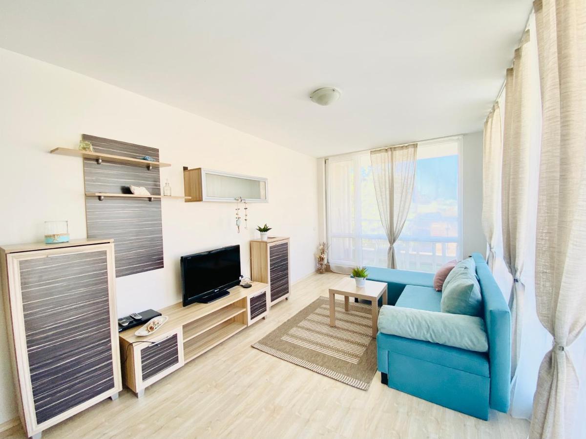 Apartments In Sunny Island Complex チェルノモレツ エクステリア 写真