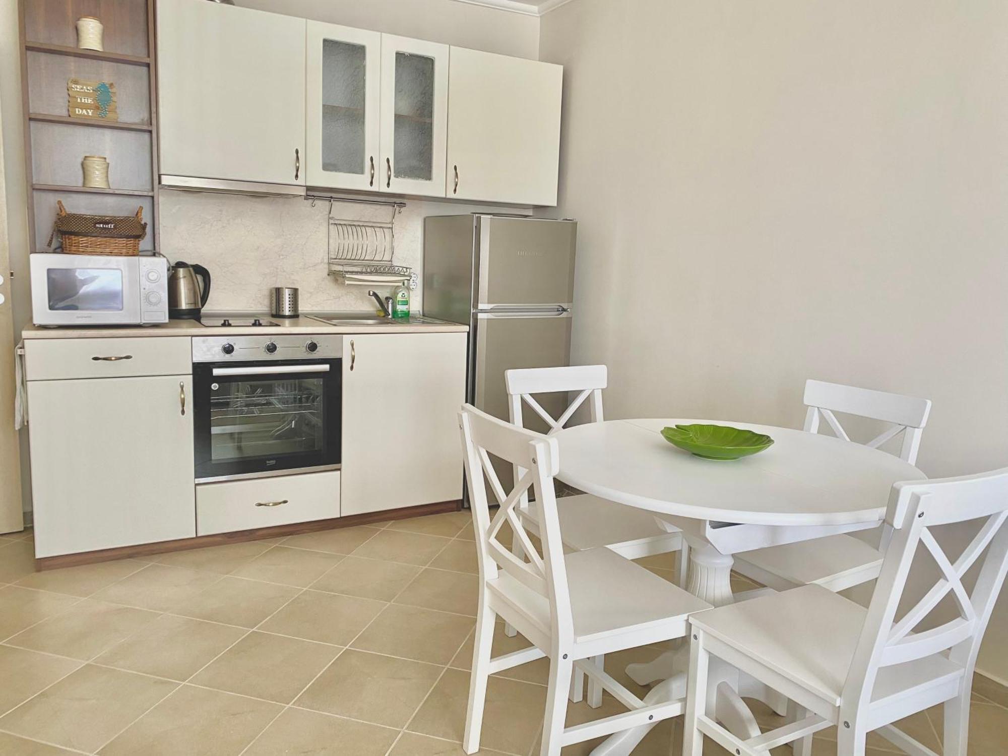 Apartments In Sunny Island Complex チェルノモレツ エクステリア 写真