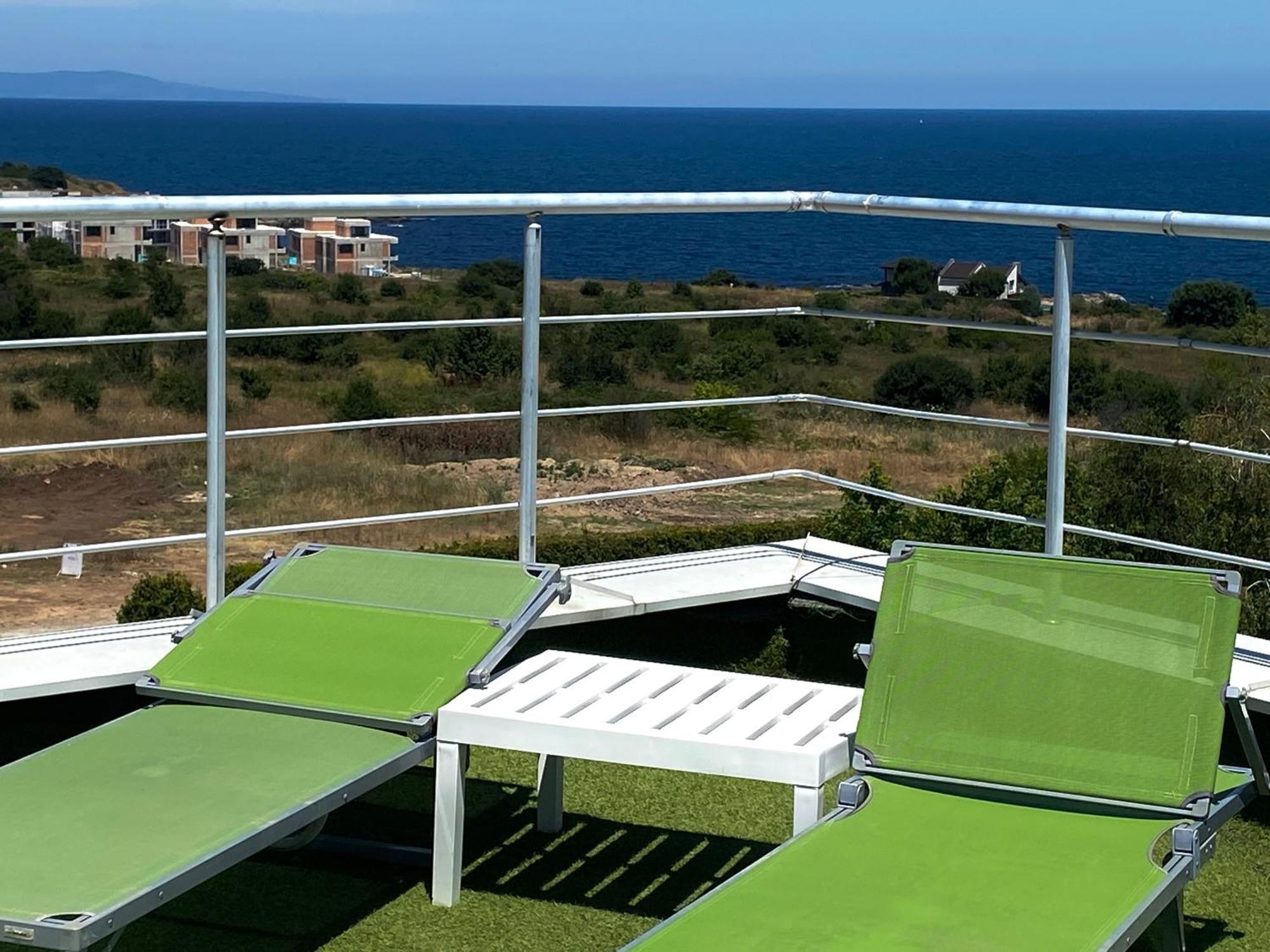 Apartments In Sunny Island Complex チェルノモレツ エクステリア 写真