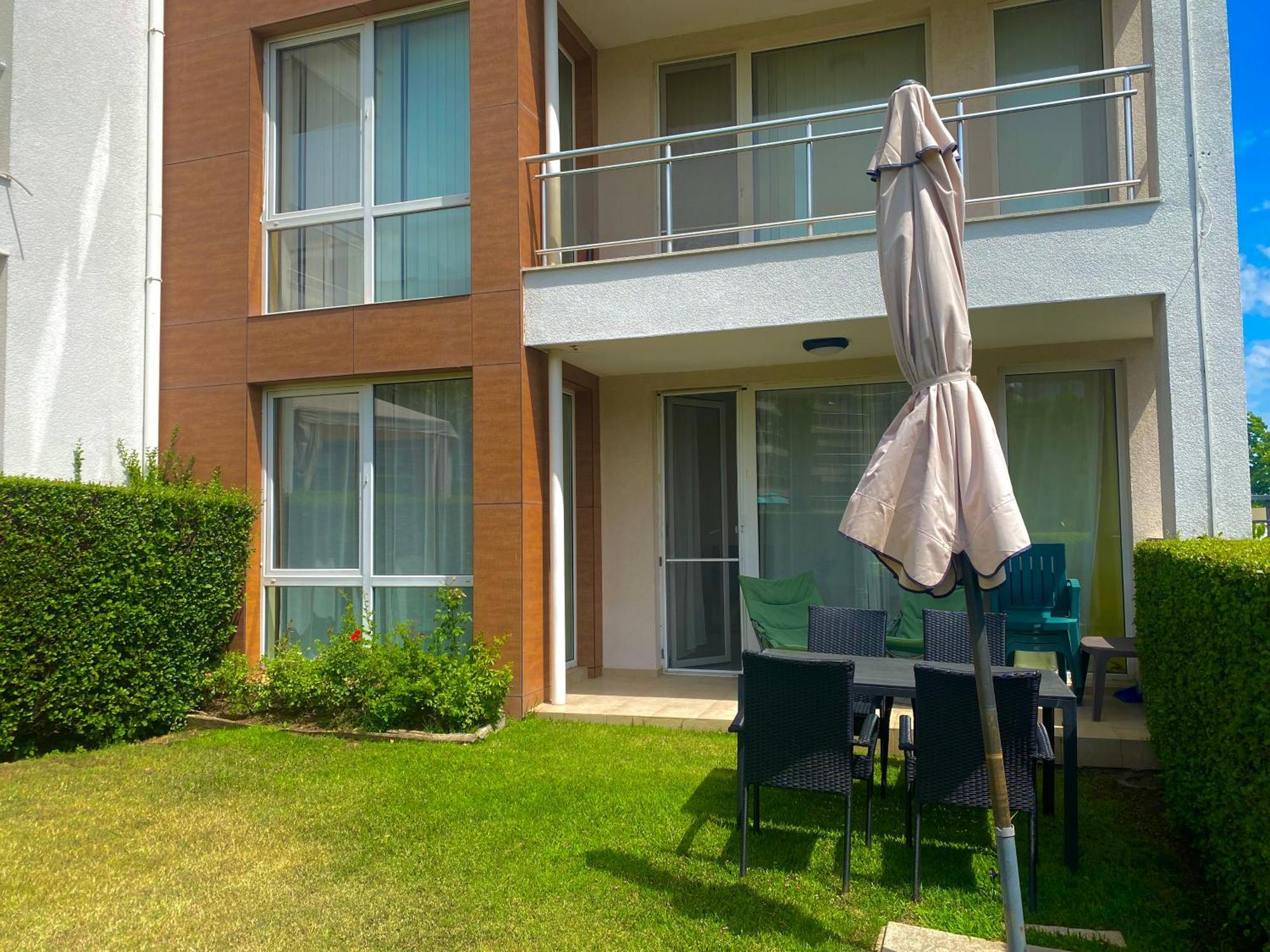 Apartments In Sunny Island Complex チェルノモレツ エクステリア 写真