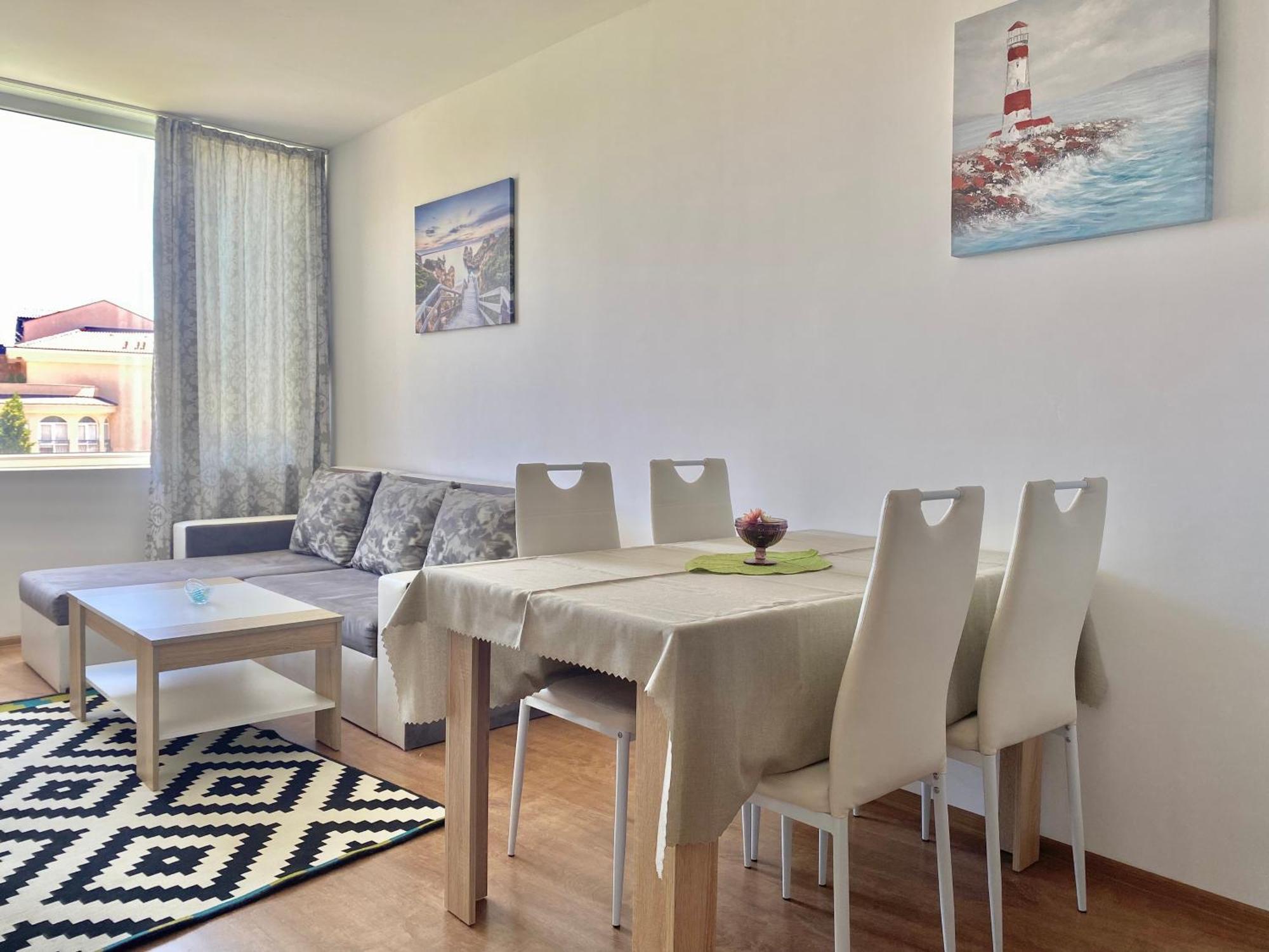 Apartments In Sunny Island Complex チェルノモレツ エクステリア 写真